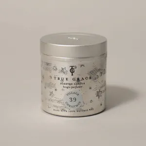 Hovedbilde True Grace Village Christmas duftlys i metallboks