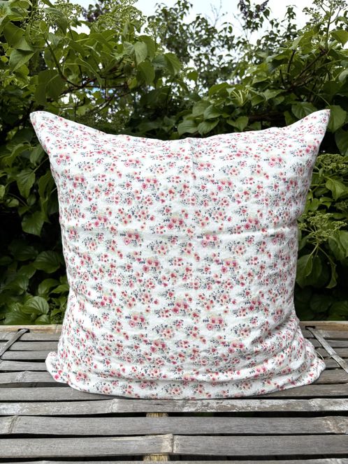 Hovedbilde Linge Particulier Putetrekk Summer Flower