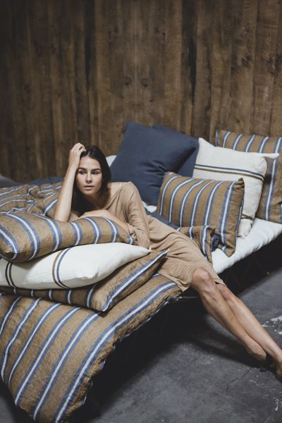 Salem putetrekk stripe 65x65