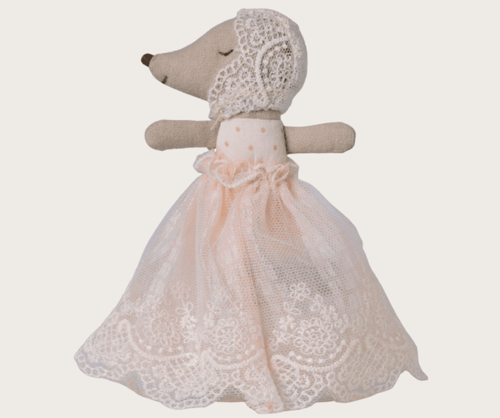 Maileg Baby mouse in gown Powder