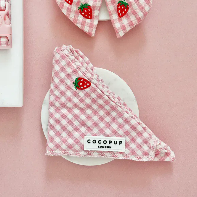 Hovedbilde Strawberry Picnic Pup Bandana
